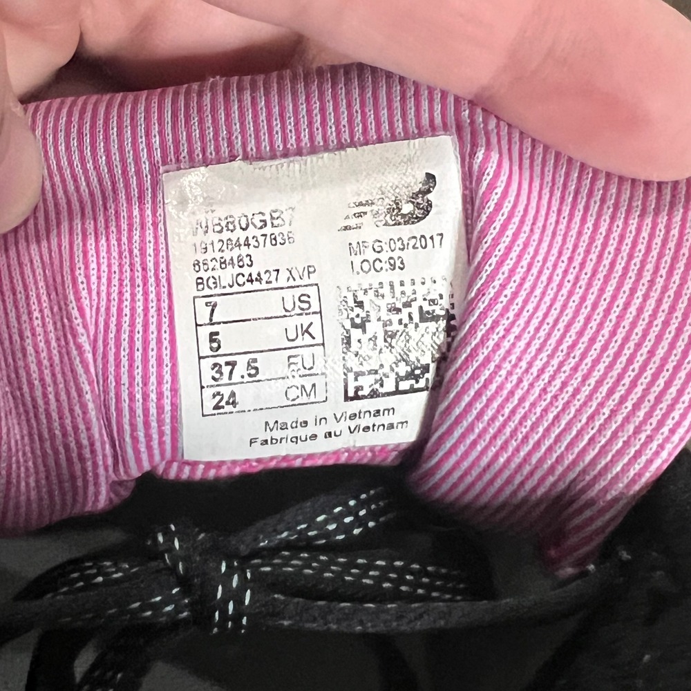 New Balance Women's Running Shoes 880v7 Cushioning Lace Up Size 7 Gray Pink Teal - Picture 4 of 6